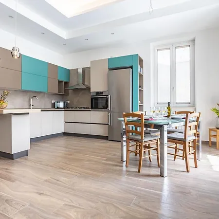 Hostly - Tarsia 50-beautiful Terrace On Appartement *